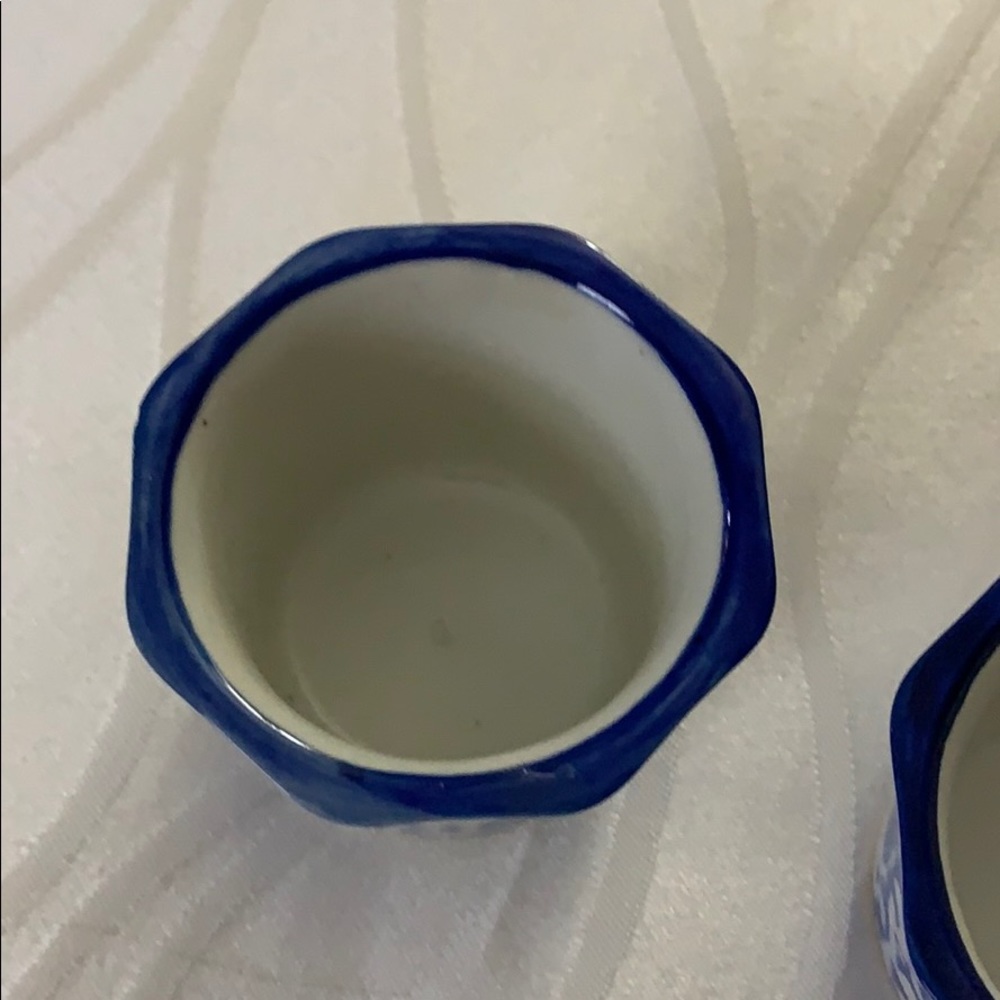 Pair of Knobler Porcelain Votives in Blue & White - Picture 4 of 5